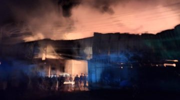 “حريق مصنع فوم في كفر الشيخ دون خسائر بشرية | صور”  
حريق مصنع فوم كفر الشيخ, لا خسائر بشرية, صور حريق