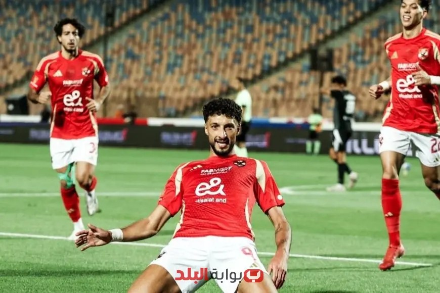 الأهلي يتوج بلقب الدوري المصري بفوز ساحق على فاركو في مباراة استعراضية مثيرة