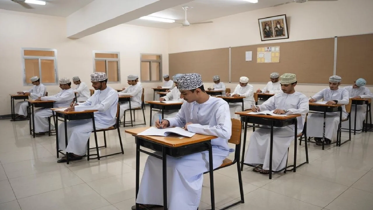 نتائج الدبلوم العام بسلطنة عمان: ترقب الإعلان ورابط النتائج