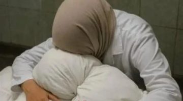 [العنوان المعاد صياغته]  
شيخ الأزهر يفضح تواطؤ العالم مع إبداع الطبيبة الفلسطينية  

[KEYWORDS_SECTION_START]  
شيخ الأزهر, تواطؤ العالم, الطبيبة الفلسطينية