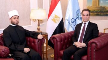 [العنوان المعاد صياغته]  
عودة «حديث الروح»: وزير الأوقاف يُقدم حلقات على قناة الأولى قبل التاسعة  

[KEYWORDS_SECTION_START]  
عاده حديث الروح, وزير الأوقاف, قناة الأولى