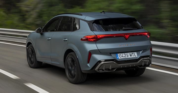 كوبرا تيرامار 2025: SUV هجينة بروح رياضية ومستقبل كهربائي