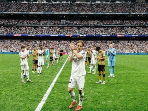 مودريتش يودع ريال مدريد بابتسامة.. كيف؟