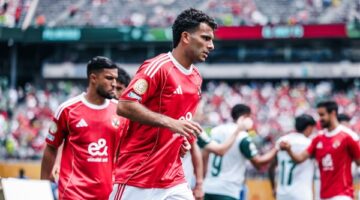 “لاعب بورتو يهدد الأهلي بـ «أسناننا على السكاكين»”  
بورتو, الأهلي, الهدد