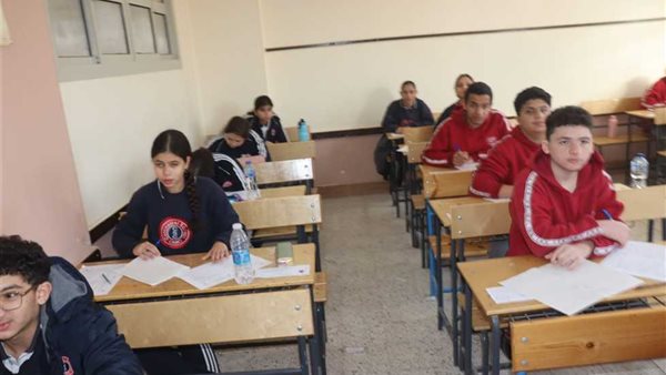 "أولياء أمور مصر" يرصد مستوى امتحانات الشهادة الإعدادية: ارتياح عام