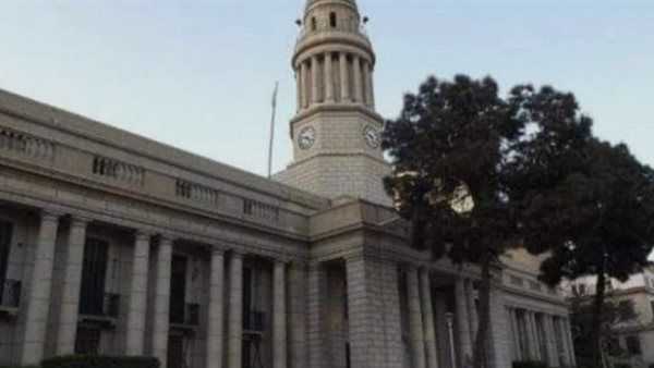 أداء المستشفيات الجامعية على طاولة رئيس جامعة القاهرة