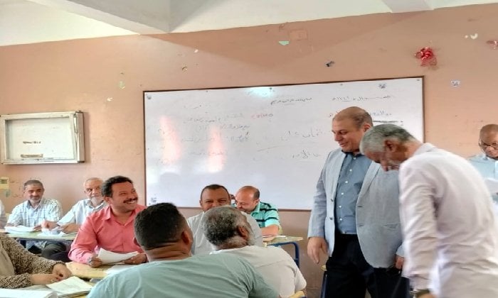 انطلاق أعمال تقدير الدرجات للشهادة الإعدادية بقنا