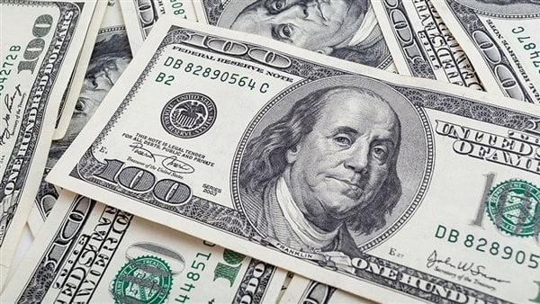 بكام في المركزي؟.. سعر الدولار اليوم مقابل الجنيه المصري الإثنين 9-6-2025