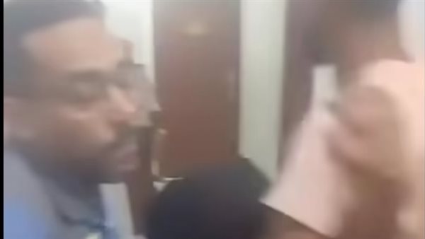 لعدم وجود ترخيص.. غلق وتشميع عيادة طبيب واقعة المسنة المتوفية في قنا