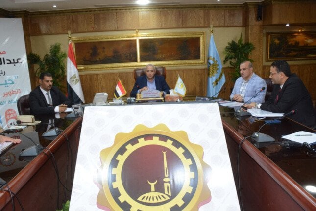 محافظ الغربية يترأس الاجتماع التنسيقي لامتحانات الثانوية العامة ويوجه برفع درجة الاستعداد القصوى