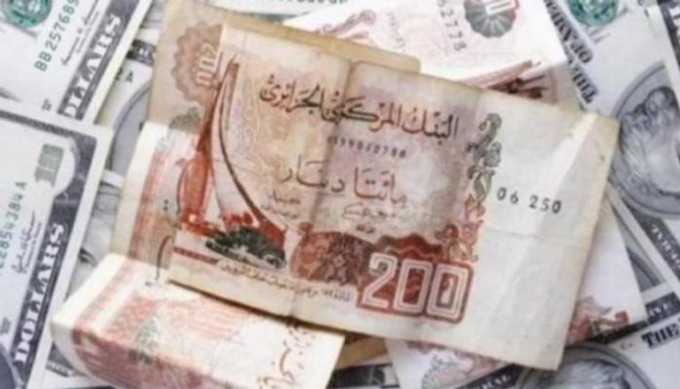 آخر تحديث لسعر الدينار الجزائري مقابل اليورو في سوق السكوار اليوم 22 نوفمبر 2025