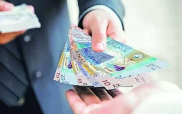 أدنى وأعلى.. سعر الدينار الكويتي اليوم في مصر 21 / 11 / 2025 ارتفاعات متباينة بين البنوك والسوق السوداء