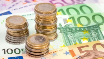 ارتفاع سعر اليورو مقابل الجنيه المصري اليوم الخميس 27 نوفمبر 2025 في البنوك والسوق السوداء