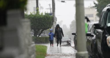 عاجل.. أمطار غزيرة وفيضانات تضرب كاليفورنيا وتحذير من استمرارها