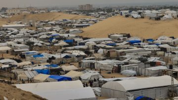 عاجل.. أزمة وقود حادة تهدد توقف خدمات البلديات في غزة