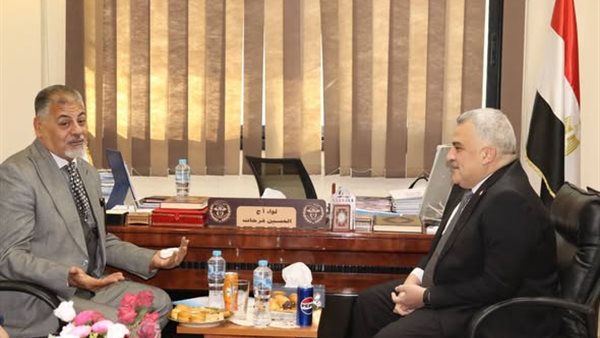 عاجل.. تعاون إستراتيجي بين جهاز حماية البحيرات وجامعة السويس لتطوير قطاع الثروة السمكية