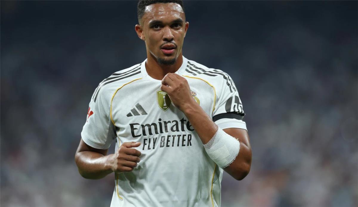 عاجل.. أرنولد يوجه رسالة مؤثرة لـ جماهير ريال مدريد: أنا مدمر بسبب ما حدث