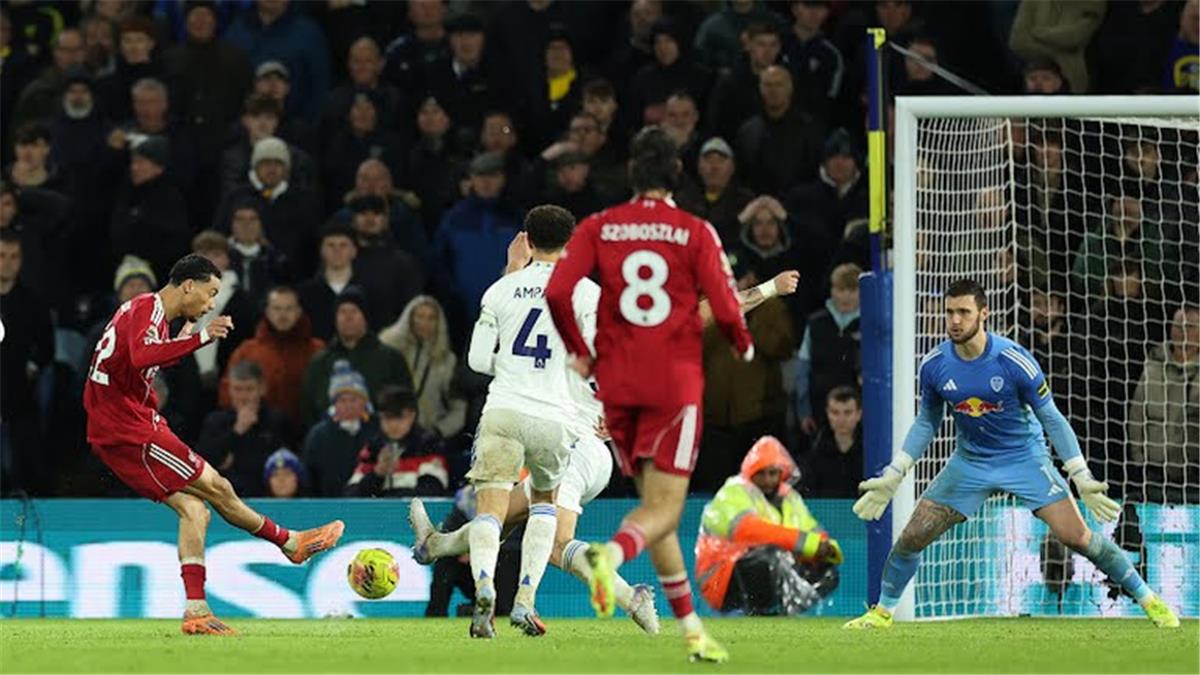 عاجل.. في دقيقتين.. إيكتيكي يسجل هدفين لـ ليفربول أمام ليدز