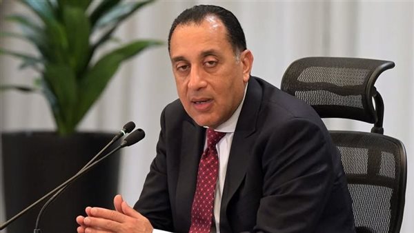 عاجل.. عاجل.. افتتاح مصنع جديد لضفائر السيارات وجولة تفقدية هامة لرئيس الوزراء