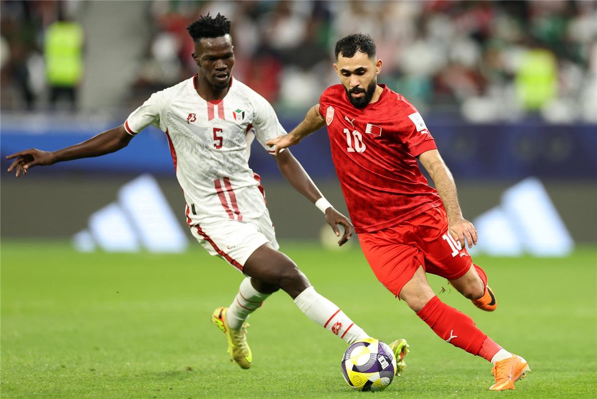 عاجل.. فيديو | منتخب البحرين يهزم السودان بثلاثية ويودعان كأس العرب رسميًا