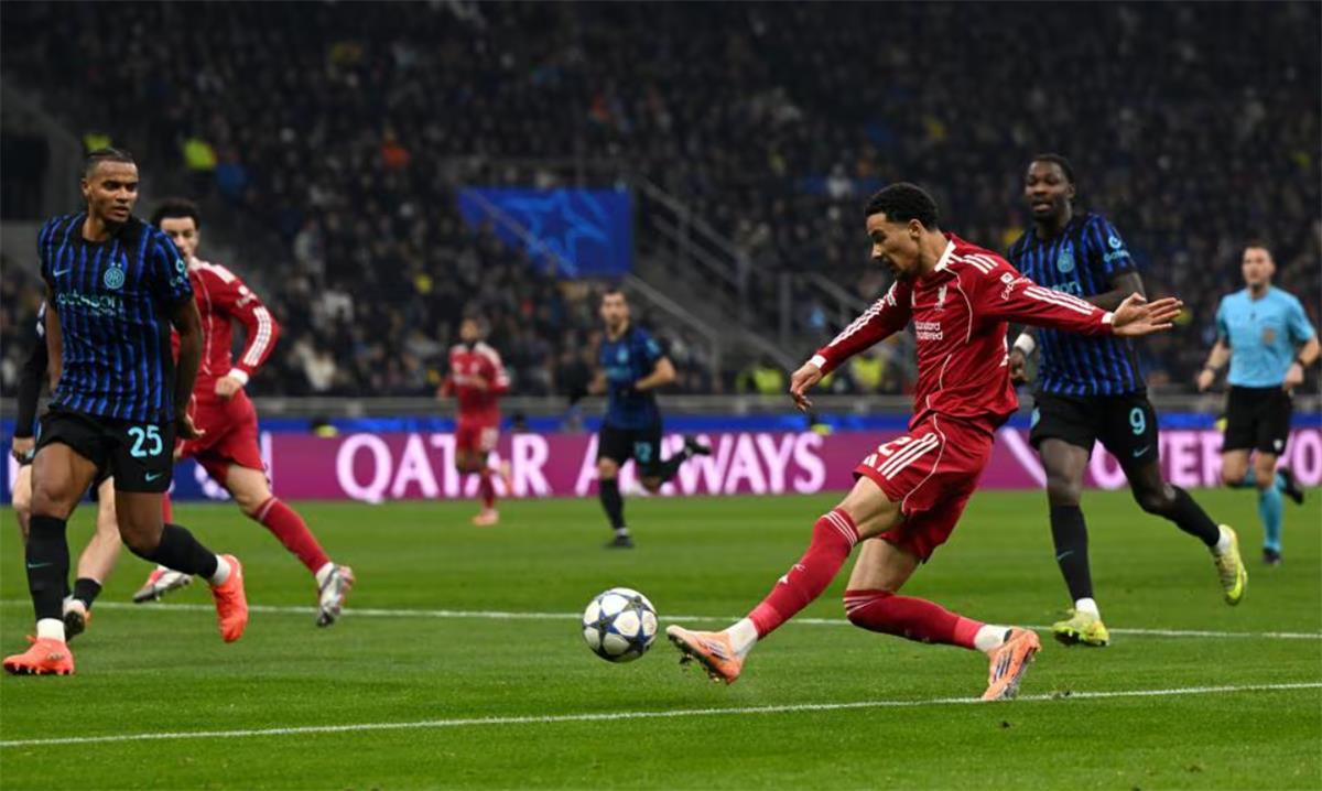 عاجل.. رجل مباراة ليفربول وإنتر ميلان في دوري أبطال أوروبا