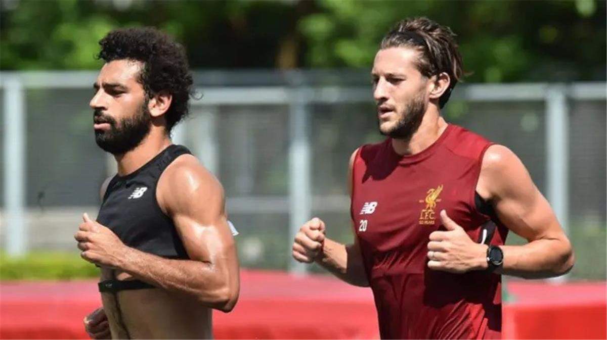 عاجل.. لاعب ليفربول السابق: صلاح يستمد حافزه من أخطاء الآخرين.. وكنت أطمئن عند النظر إليه