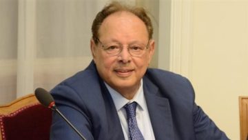 عاجل.. علي ناصر محمد يكشف تفاصيل مشروع فندق عدن وخيارات التطوير الاقتصادي في الجنوب