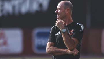 عاجل.. ييس توروب يرد على إمكانية عودة معلول ومحمد عبد المنعم إلى الأهلي