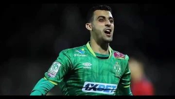 عاجل.. بعد ضم الثلاثي الأجنبي وتجديد ديانج.. الأهلي يرد على رغبة أشرف عبادة