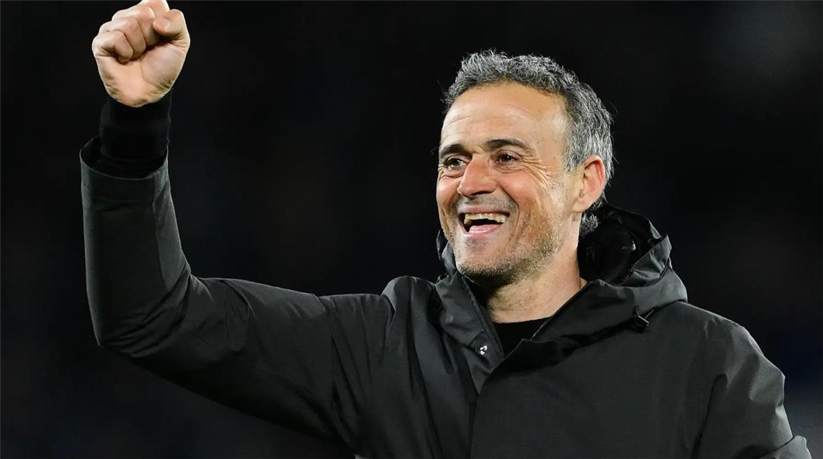 عاجل.. ذا بيست | لويس إنريكي أفضل مدرب في العالم 2025