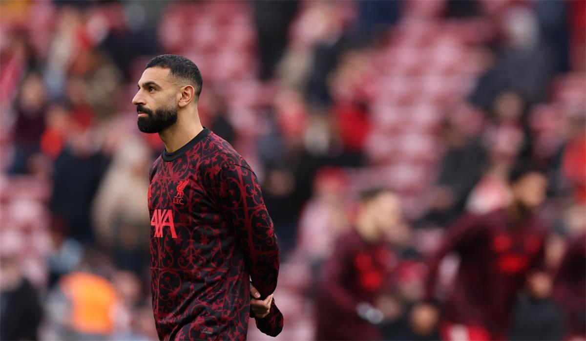 عاجل.. ردود أفعال الجماهير على غياب محمد صلاح عن التشكيل المثالي 2025: فيفا يعتبره لاعب كرة طائرة