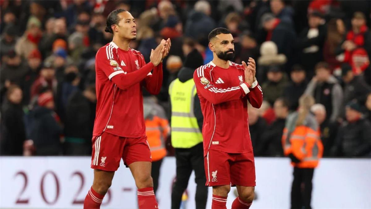 عاجل.. تفاصيل تصويت خماسي ليفربول لـ محمد صلاح في ذا بيست 2025