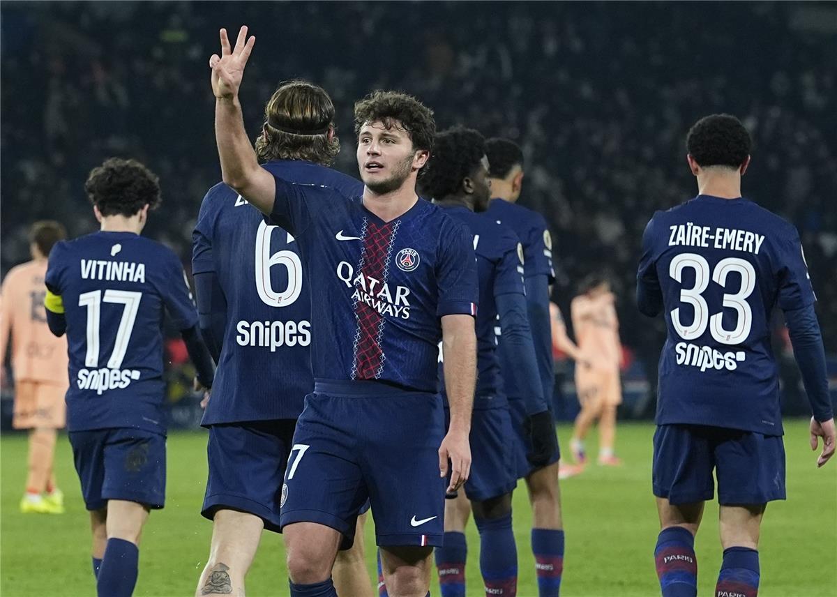 عاجل.. مواعيد مباريات اليوم الأربعاء 17-12-2025 والقنوات الناقلة.. باريس سان جيرمان ضد فلامينجو ومانشستر سيتي أمام برينتفورد