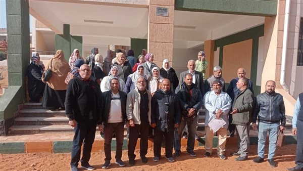 عاجل.. توافد الناخبين منذ الساعات الأولى للتصويت بدائرة كفر شكر القليوبية