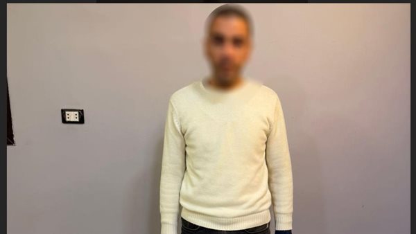 عاجل.. ضبط أحد الأشخاص بمحيط الدائرة وبحوزته مبالغ مالية تمهيداً لتوزيعها على الناخبين