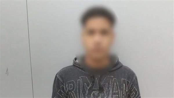 عاجل.. ضبط عامل يفرض إتاوات على سائقي الميكروباص بمنطقة صقر قريش في القاهرة