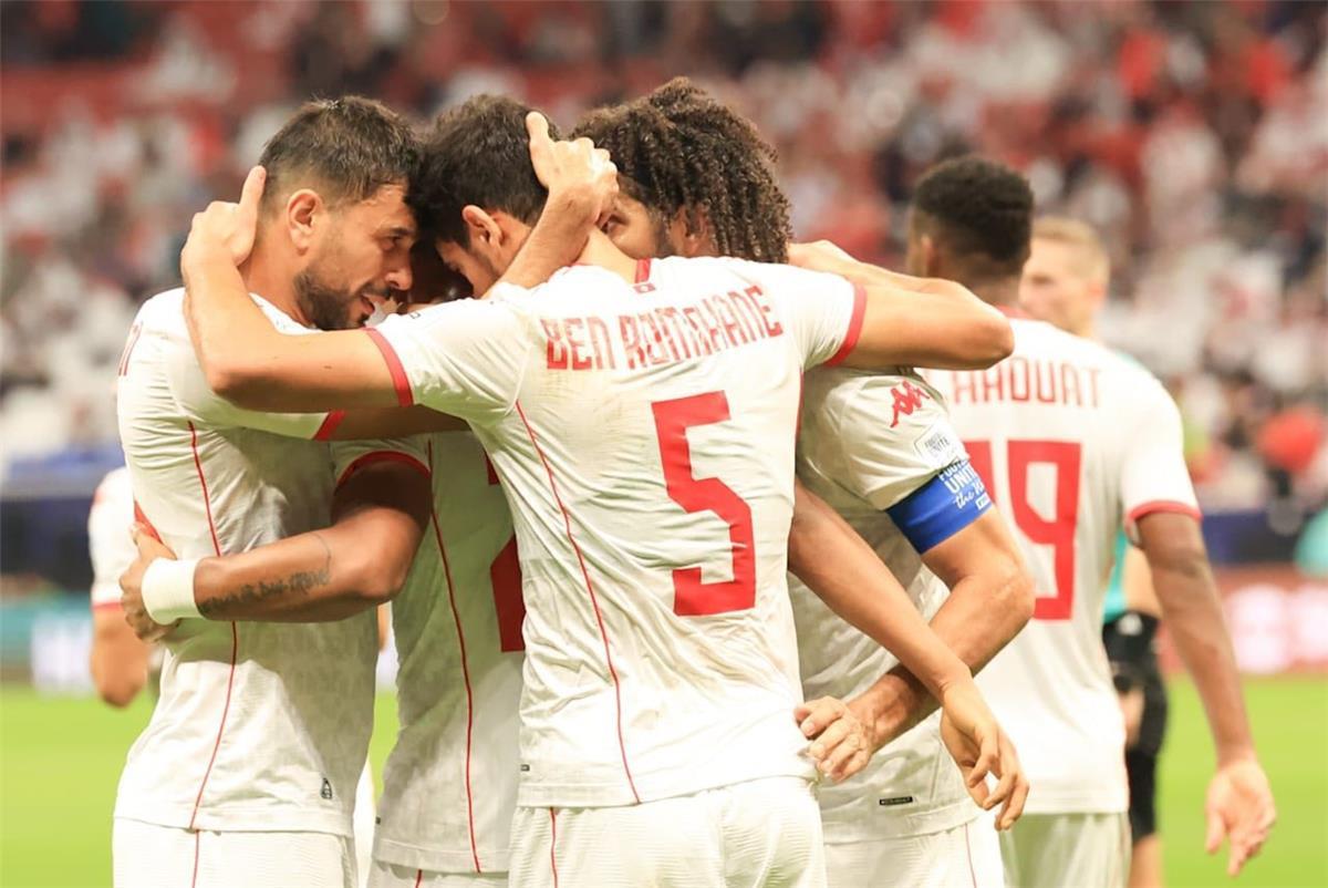 عاجل.. الجعايدي يشيد بلاعب الأهلي ويرشح 5 منتخبات للتتويج بكأس أمم إفريقيا