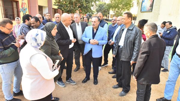 عاجل.. محافظ أسيوط يتفقد مدرسة الأمل للصم بالأربعين ويطمئن على الخدمات التعليمية والمعيشية