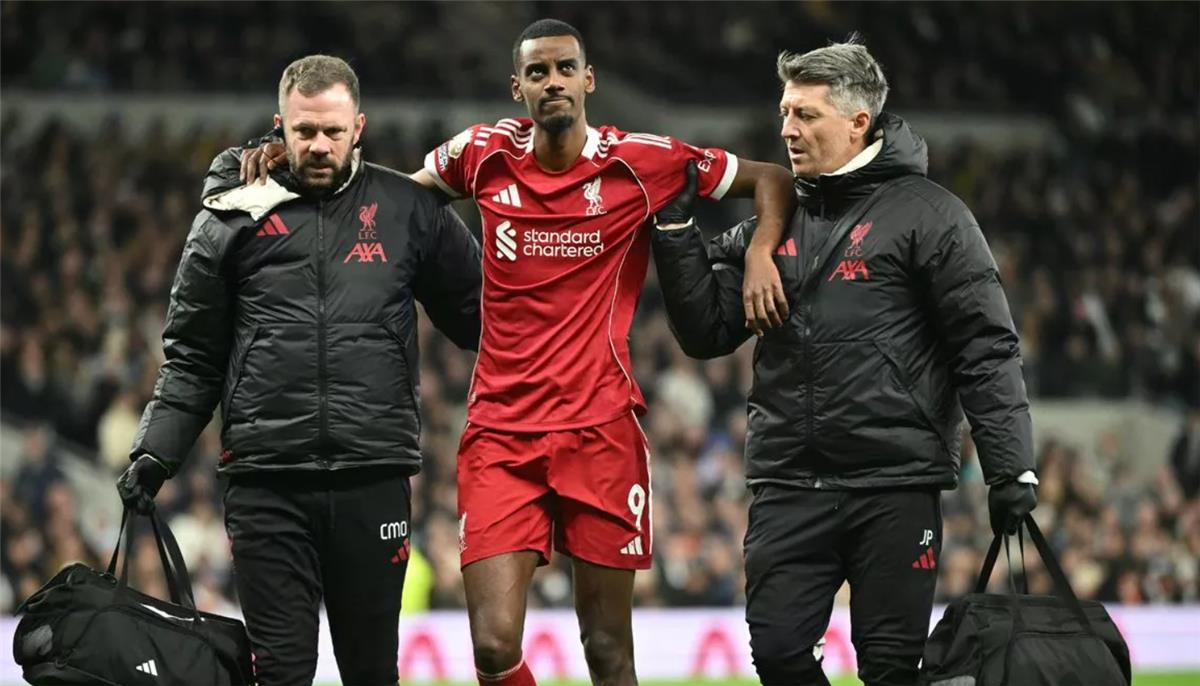 عاجل.. إيزاك يثير مخاوف ليفربول والسويد بشأن مدة غيابه