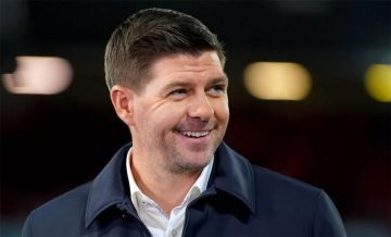 عاجل.. جيرارد يعلن موقفه من خلافة سلوت في تدريب ليفربول