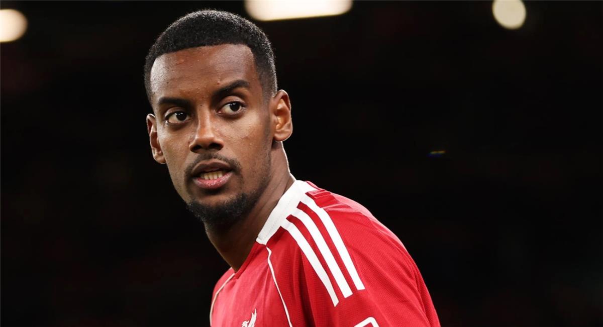 عاجل.. رسميًا | ليفربول يعلن خضوع إيزاك لعملية جراحية وغموض حول مدة غيابه