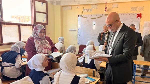 عاجل.. وزير التعليم يجرى جولة مفاجئة بمدارس إدارتي ببا وسمسطا بمحافظة بني سويف