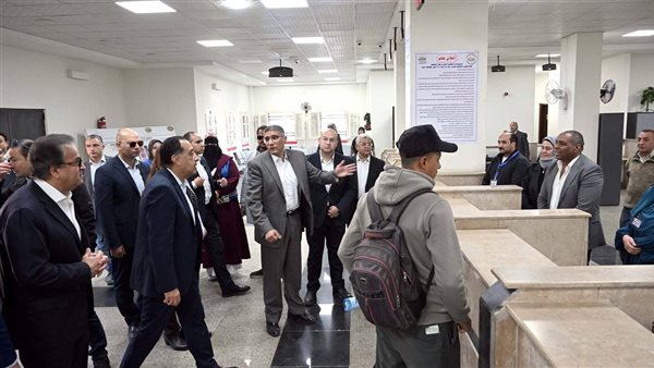 عاجل.. في ختام جولته بمشروعات حياة كريمة بقُرى الصف.. رئيس الوزراء يتفقد وحدة طب الأسرة بقرية الودي