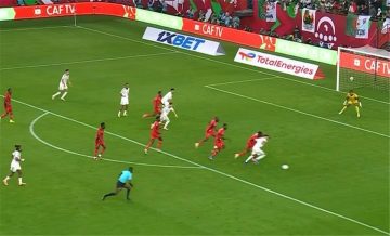 عاجل.. فيديو | بمهارة رائعة.. رياض محرز يسجل هدف الجزائر الثاني أمام السودان