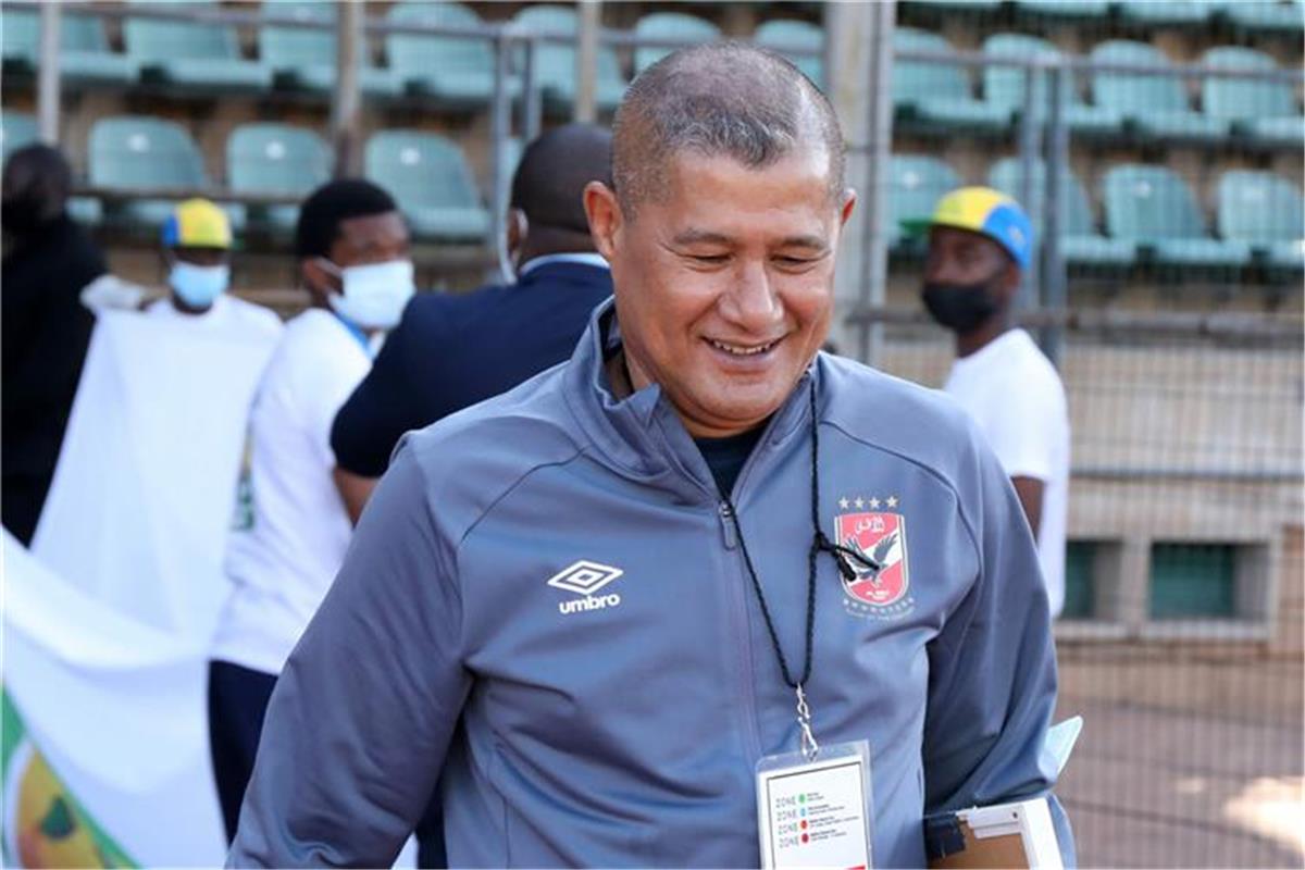 عاجل.. كيفين جونسون يتوقع نتيجة مباراة مصر وجنوب إفريقيا.. ويحذر من لاعب الأهلي