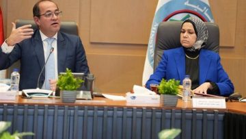 عاجل.. التوسع في إصدار الأدلة الإيضاحية وتوحيد وتيسير المعاملات الضريبية خلال الفترة المقبلة