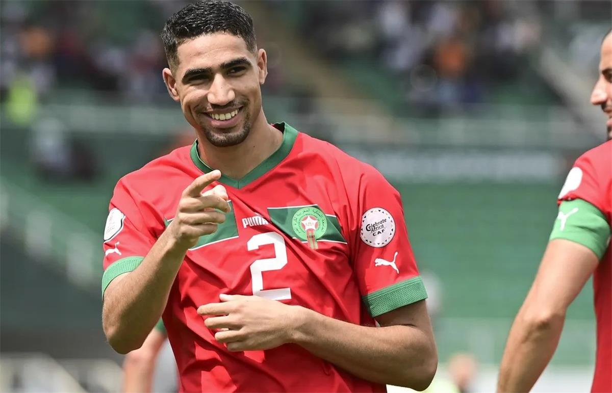 عاجل.. على غرار زيدان.. لاعب ريال مدريد يحضر مباراة المغرب ومالي من أجل حكيمي