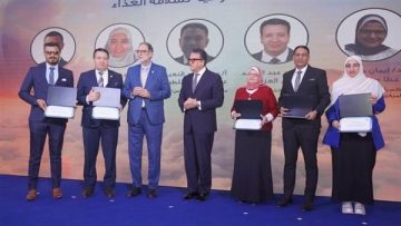 عاجل.. تكريم الهيئة القومية لسلامة الغذاء تقديرًا لدورها في دعم المنظومة الصحية وحماية صحة المواطن