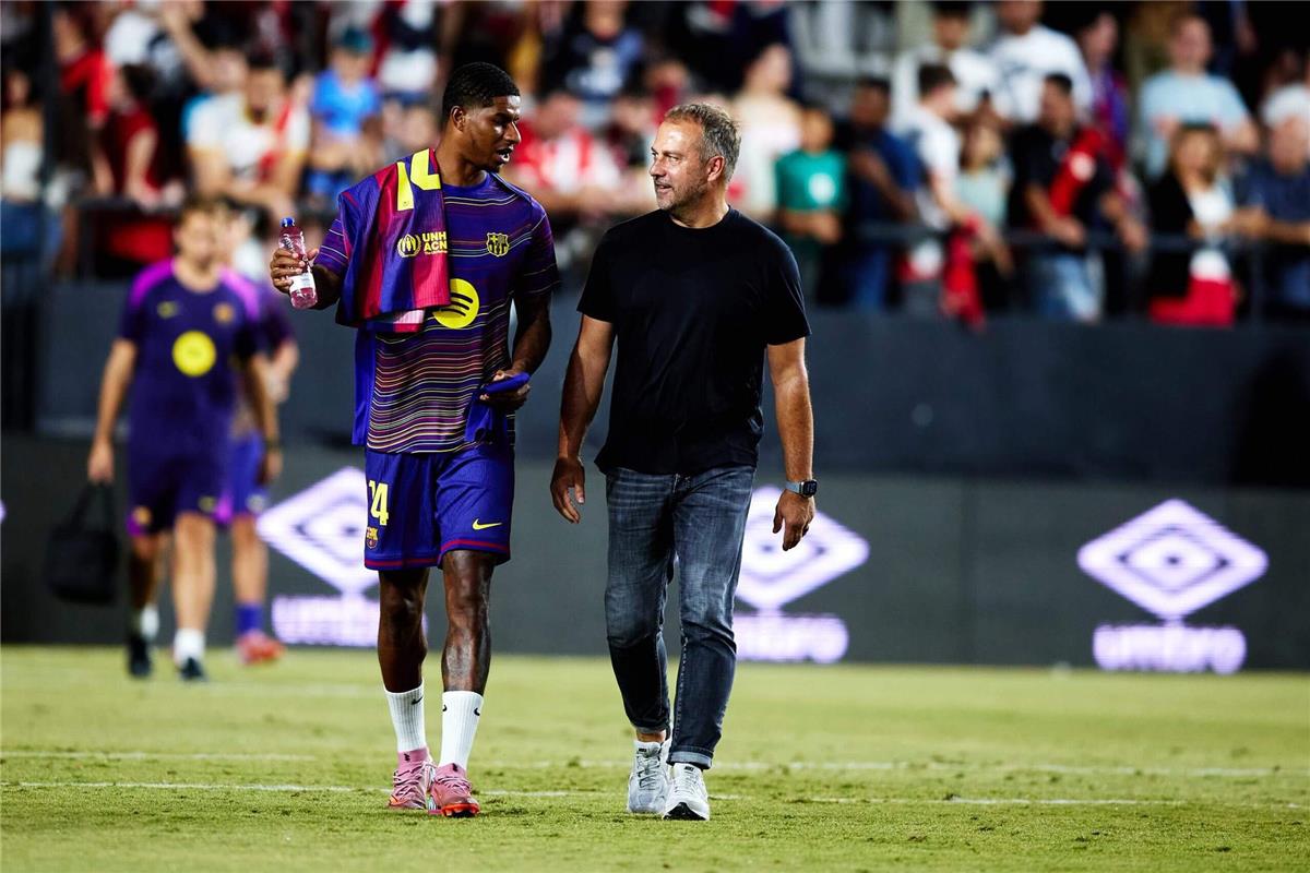 عاجل.. موقف راشفورد من الرحيل عن برشلونة.. فليك يتمسك واللاعب يتنازل