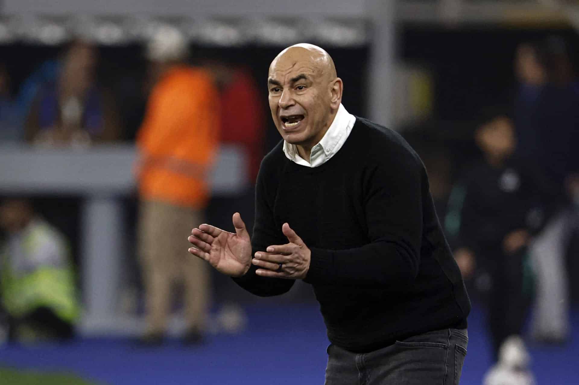 عاجل.. حسام حسن يطيح بنجم الأهلي من التشكيل الأساسي لمنتخب مصر لهذا السبب